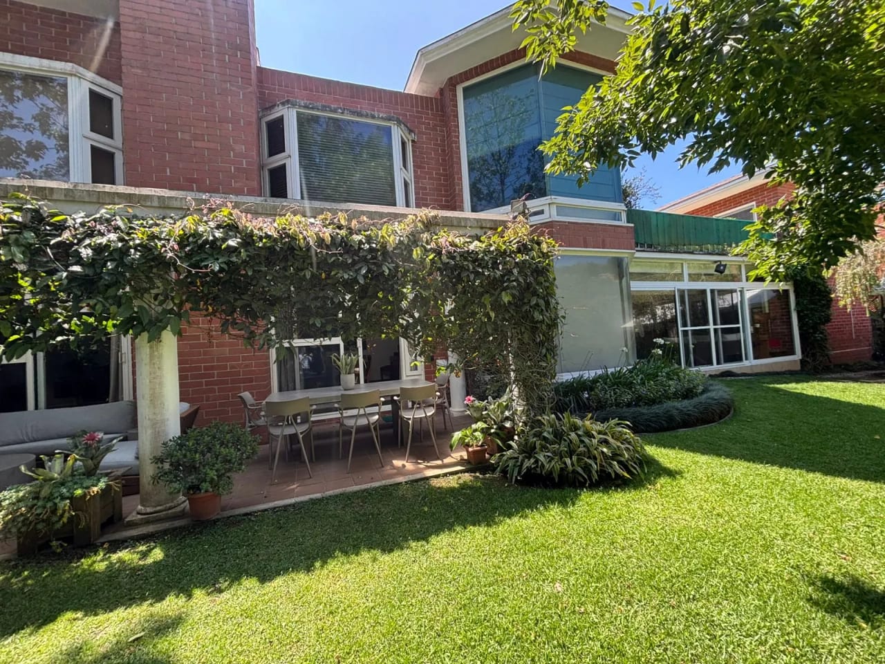 Vendo casa en Colinas de Cstel km 20 Fraijanes — Casa en Venta en Carretera a El Salvador, Guatemala, Ciudad — foto 1 de 17