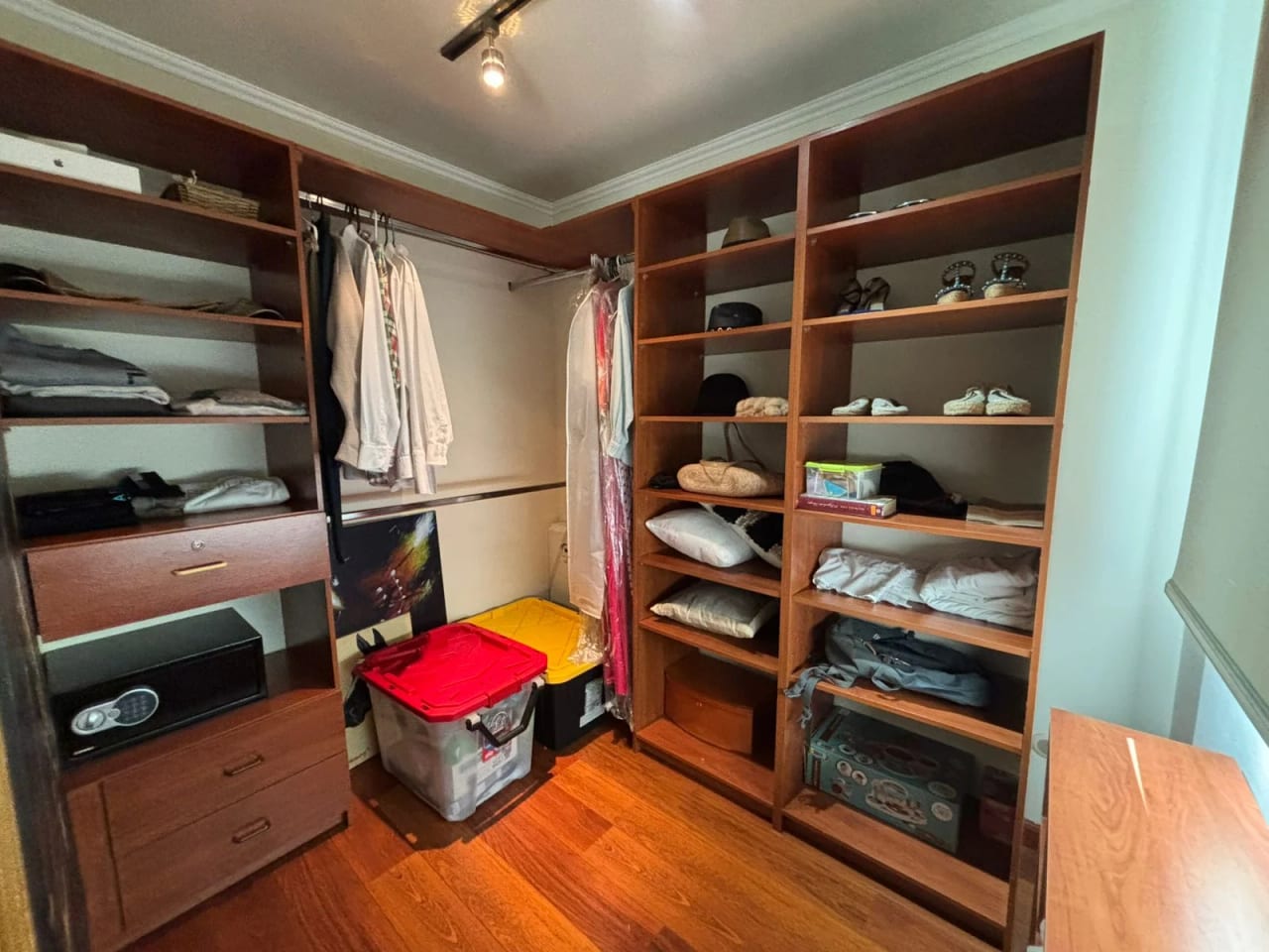 Vendo casa en Colinas de Cstel km 20 Fraijanes — Casa en Venta en Carretera a El Salvador, Guatemala, Ciudad — foto 8 de 17