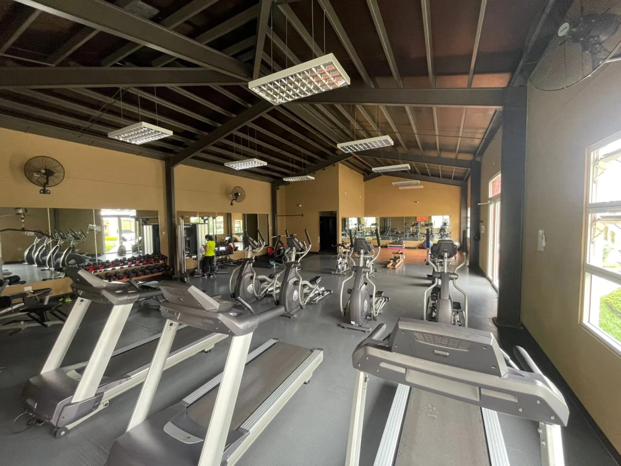 Vendo casa en Luces del Encinal zona 7 de Mixco — Casa en Venta en Zona 7 Mixco, Guatemala, Ciudad — foto 9 de 14