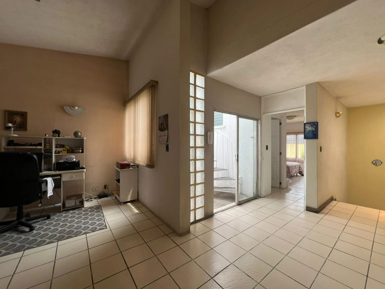 Vendo casa dentro de garita en Santa Rita 2 zona 2 de Mixco — Casa en Venta en Zona 2 Mixco, Guatemala, Ciudad — foto 14 de 16