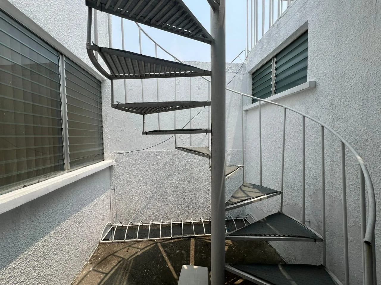 Vendo casa dentro de garita en Santa Rita 2 zona 2 de Mixco — Casa en Venta en Zona 2 Mixco, Guatemala, Ciudad — foto 16 de 16