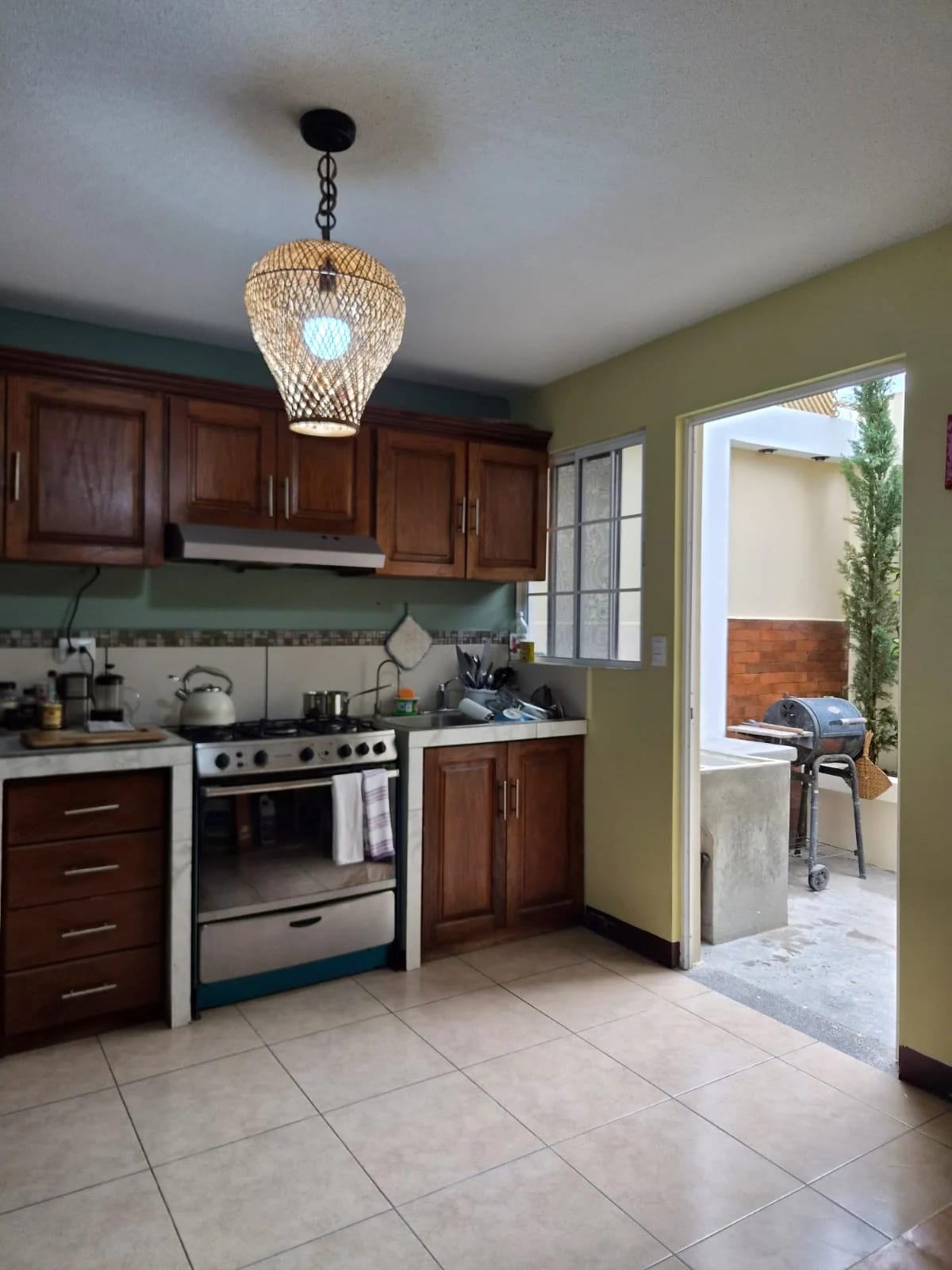 Vendo casa en condominio Vistas de la Paz zona 5 — Casa en Venta en Zona 5, Guatemala, Ciudad — foto 4 de 17