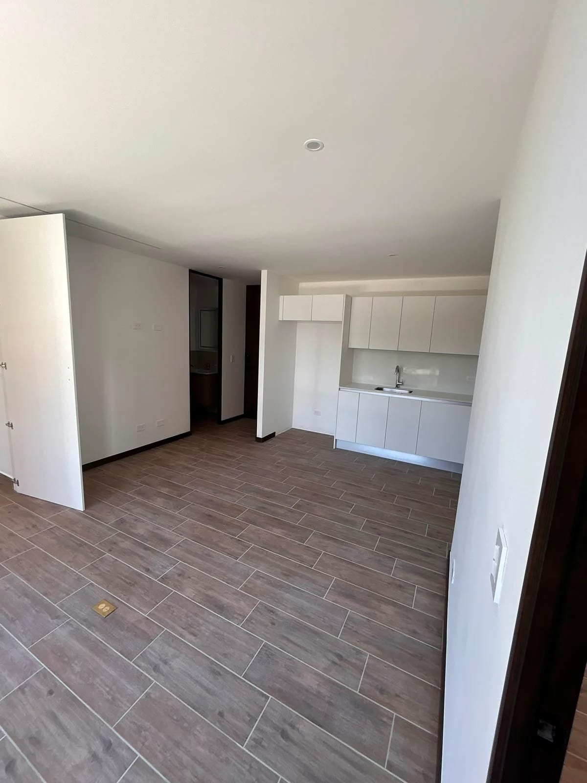 Alquilo apartamento en Torre Ferran 2 zona 14 — Apartamento en Alquiler en Zona 14, Guatemala, Ciudad — foto 7 de 17