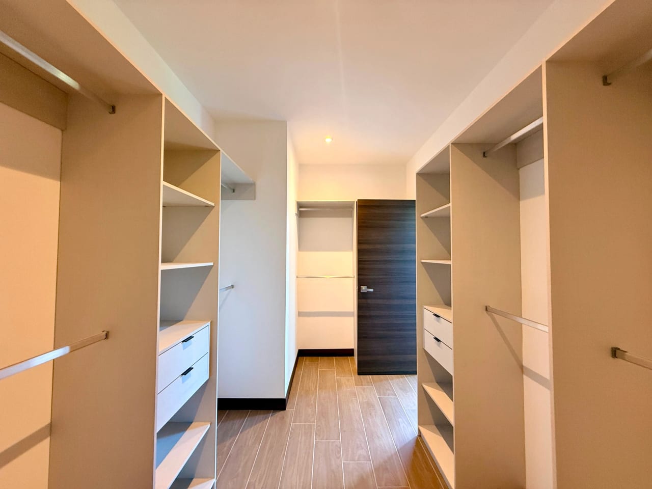 Vendo apartamento en Spazio zona 15 — Apartamento en Venta en Zona 15, Guatemala, Ciudad — foto 5 de 17