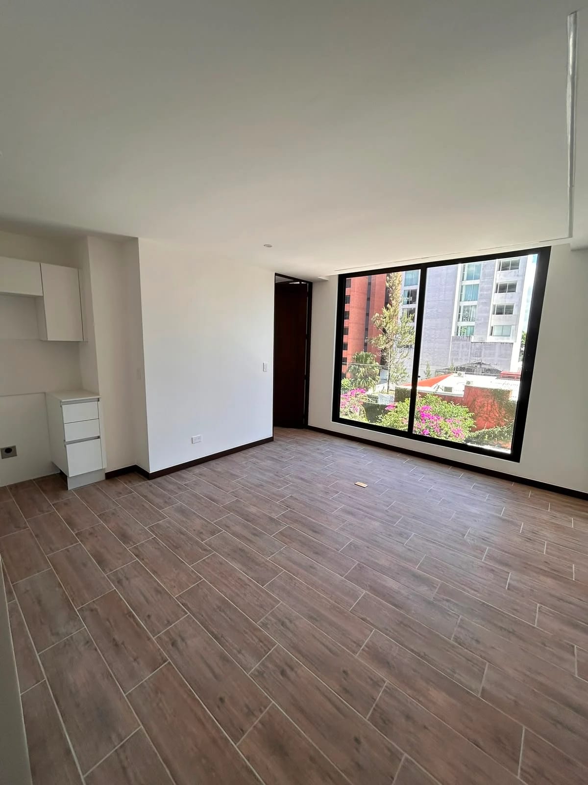 Apartamento en alquiler en edificio el Ferran 2 zona 14 — Apartamento en Alquiler en Zona 14, Guatemala, Ciudad — foto 4 de 17