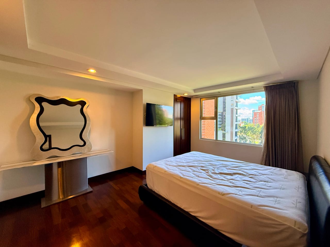 Apartamento amueblado en alquiler en Santa Sofia zona 10 — Apartamento en Alquiler en Zona 10, Guatemala, Ciudad — foto 15 de 17