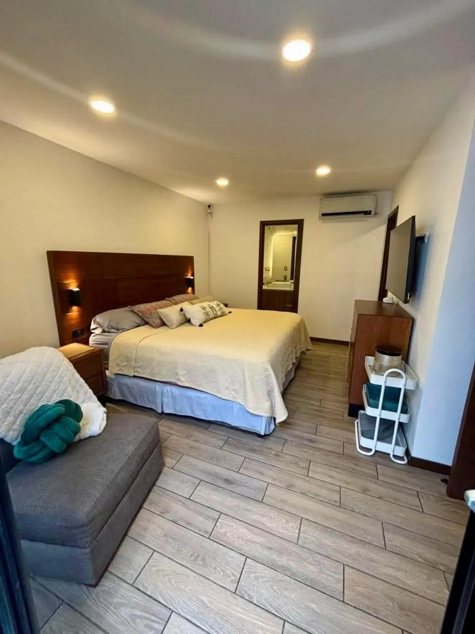 Apartamento en venta en edificio Dual zona 15 — Apartamento en Venta en Zona 15, Guatemala, Ciudad — foto 1 de 17