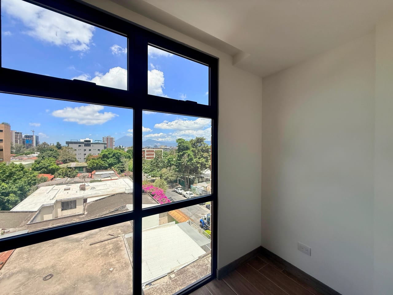 Apartamento en alquiler en Kiintea zona 15 — Apartamento en Alquiler en Zona 15, Guatemala, Ciudad — foto 5 de 9