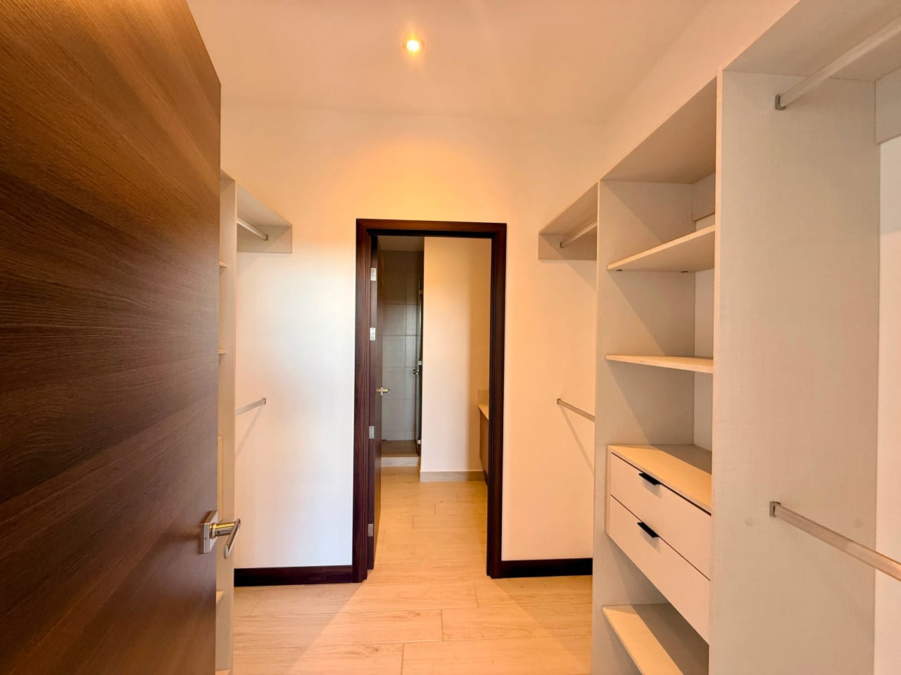 Apartamento en alquiler en Spazio zona 15 — Apartamento en Alquiler en Zona 15, Guatemala, Ciudad — foto 1 de 8