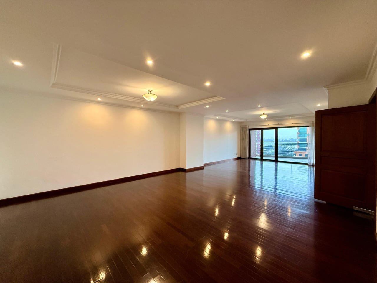 Apartamento en alquiler en Tadeus zona 14 — Apartamento en Alquiler en Zona 14, Guatemala, Ciudad — foto 13 de 13