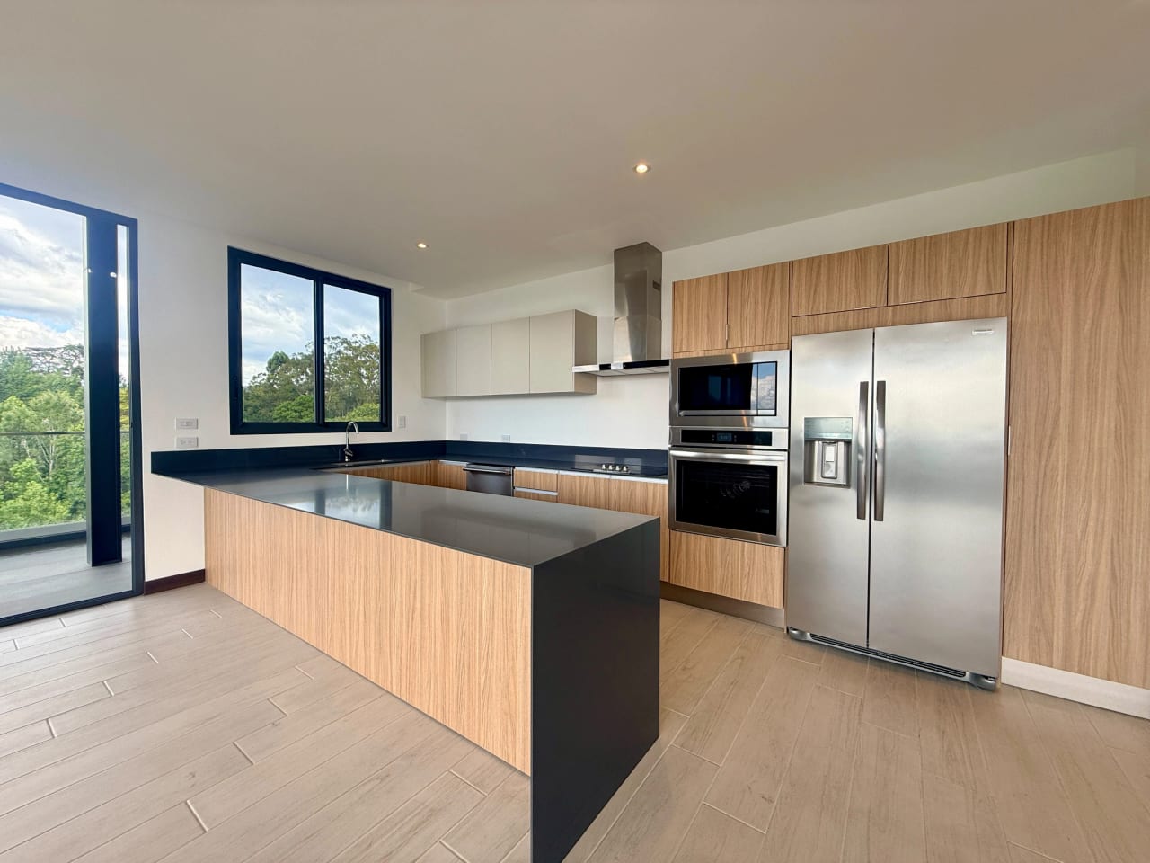 Apartamento en venta eb Spazio zona 15 — Apartamento en Venta en Zona 15, Guatemala, Ciudad — foto 3 de 17