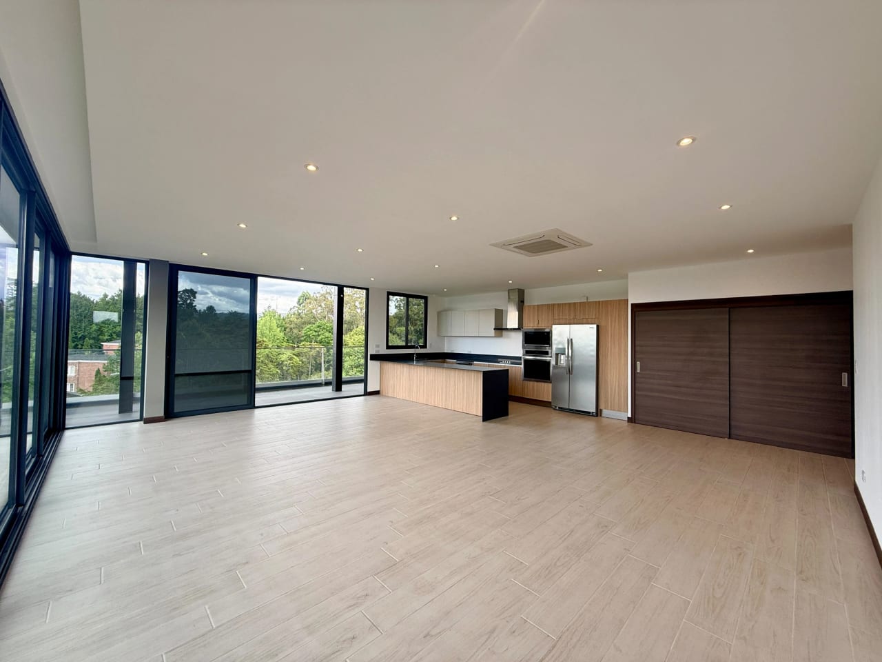 Apartamento en venta eb Spazio zona 15 — Apartamento en Venta en Zona 15, Guatemala, Ciudad — foto 1 de 17