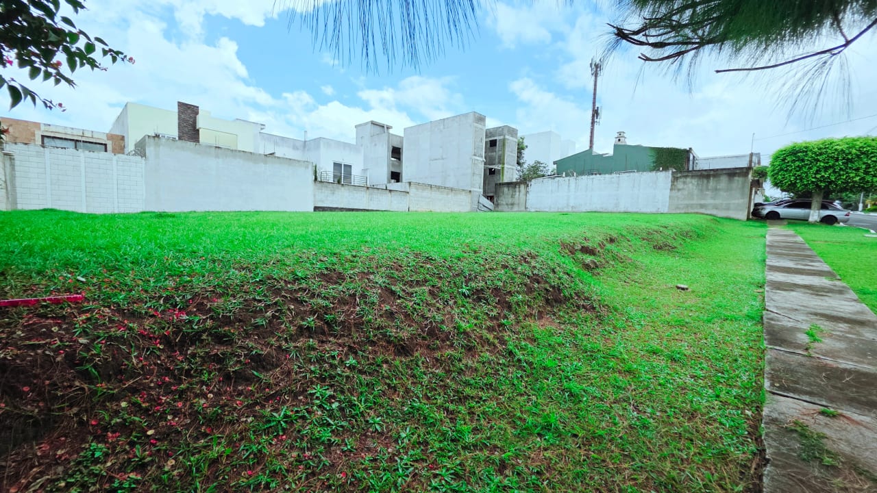 Terreno Residencial en Venta en Hacienda Real Zona 16 — Terreno en Venta en Zona 16, Guatemala, Ciudad — foto 3 de 6