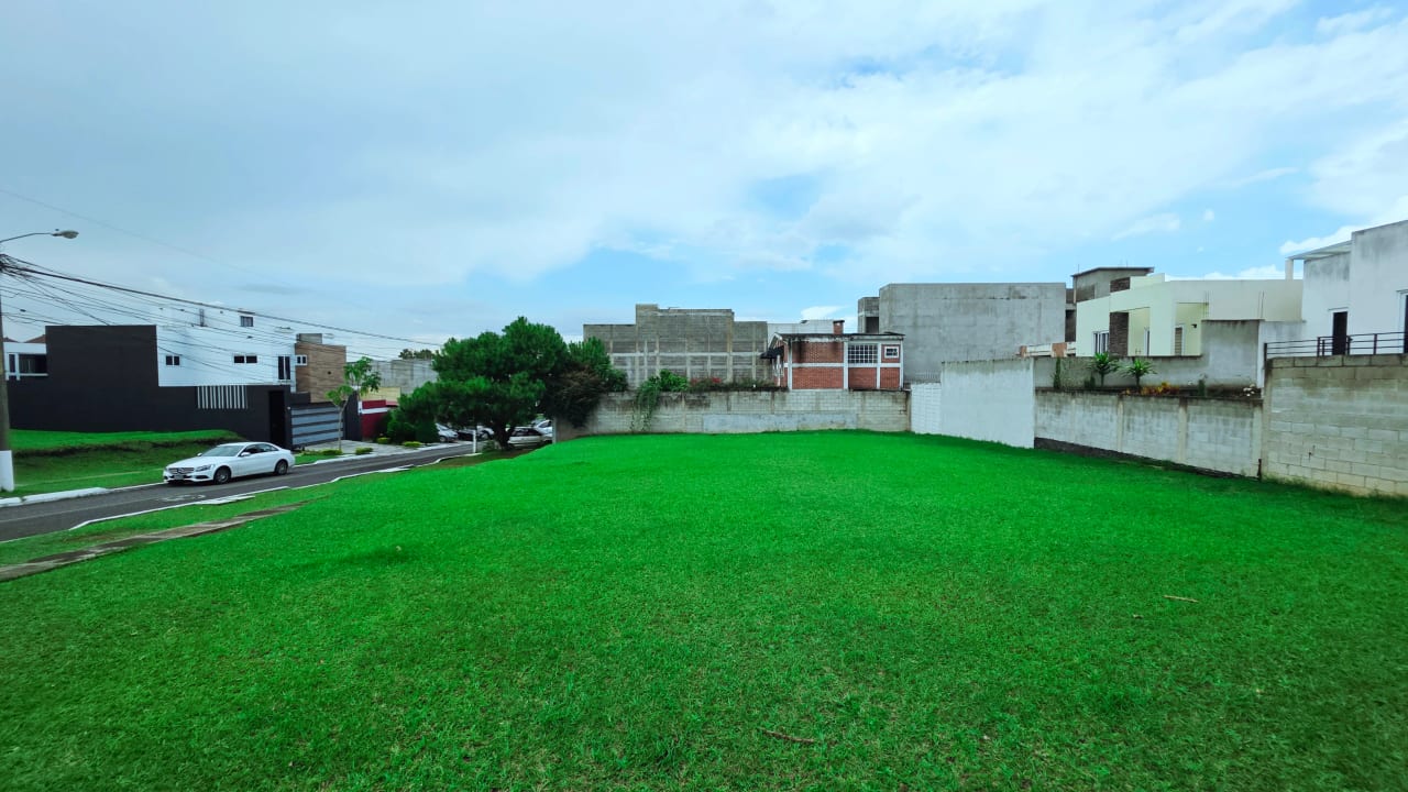 Terreno Residencial en Venta en Hacienda Real Zona 16 — Terreno en Venta en Zona 16, Guatemala, Ciudad — foto 1 de 6