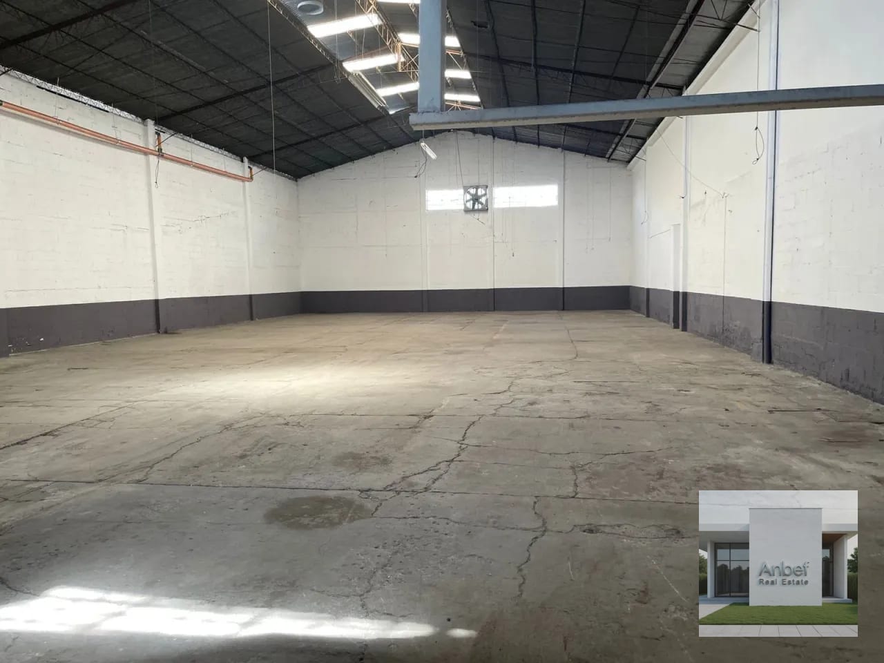 BODEGA en Alquiler en Cotio Z2 de Mixco, a 3 cuadras de la Roosevelt — Bodega / Ofibodega en Alquiler en Zona 2 Mixco, Guatemala, Ciudad — foto 6 de 6