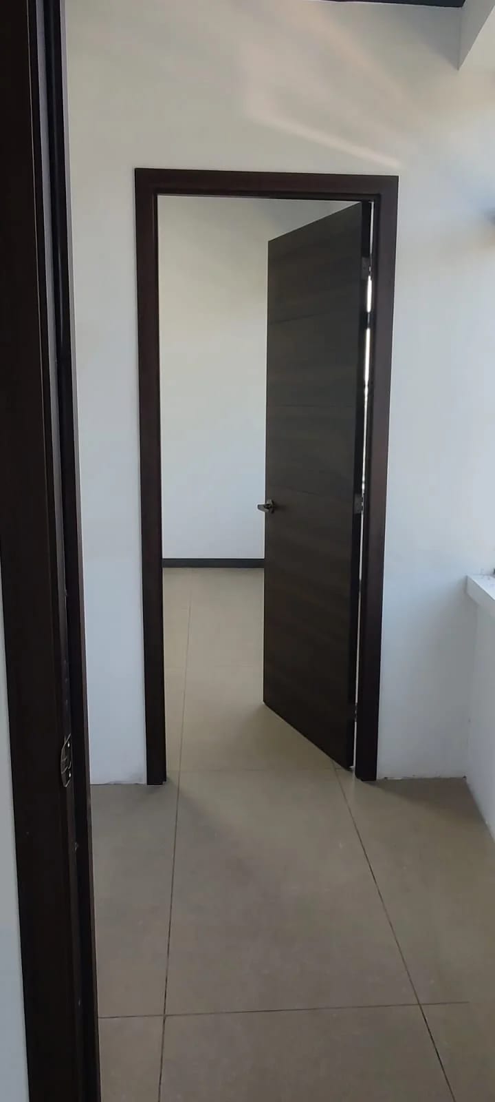 Moderna oficina en venta - Muxbal — Oficina en Venta en Muxbal, Guatemala, Ciudad — foto 10 de 10