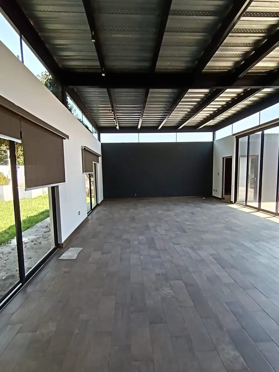 Casa en venta - Residenciales San Antonio Km.16.5 CAES — Casa en Venta en Carretera a El Salvador, Guatemala, Ciudad — foto 2 de 16