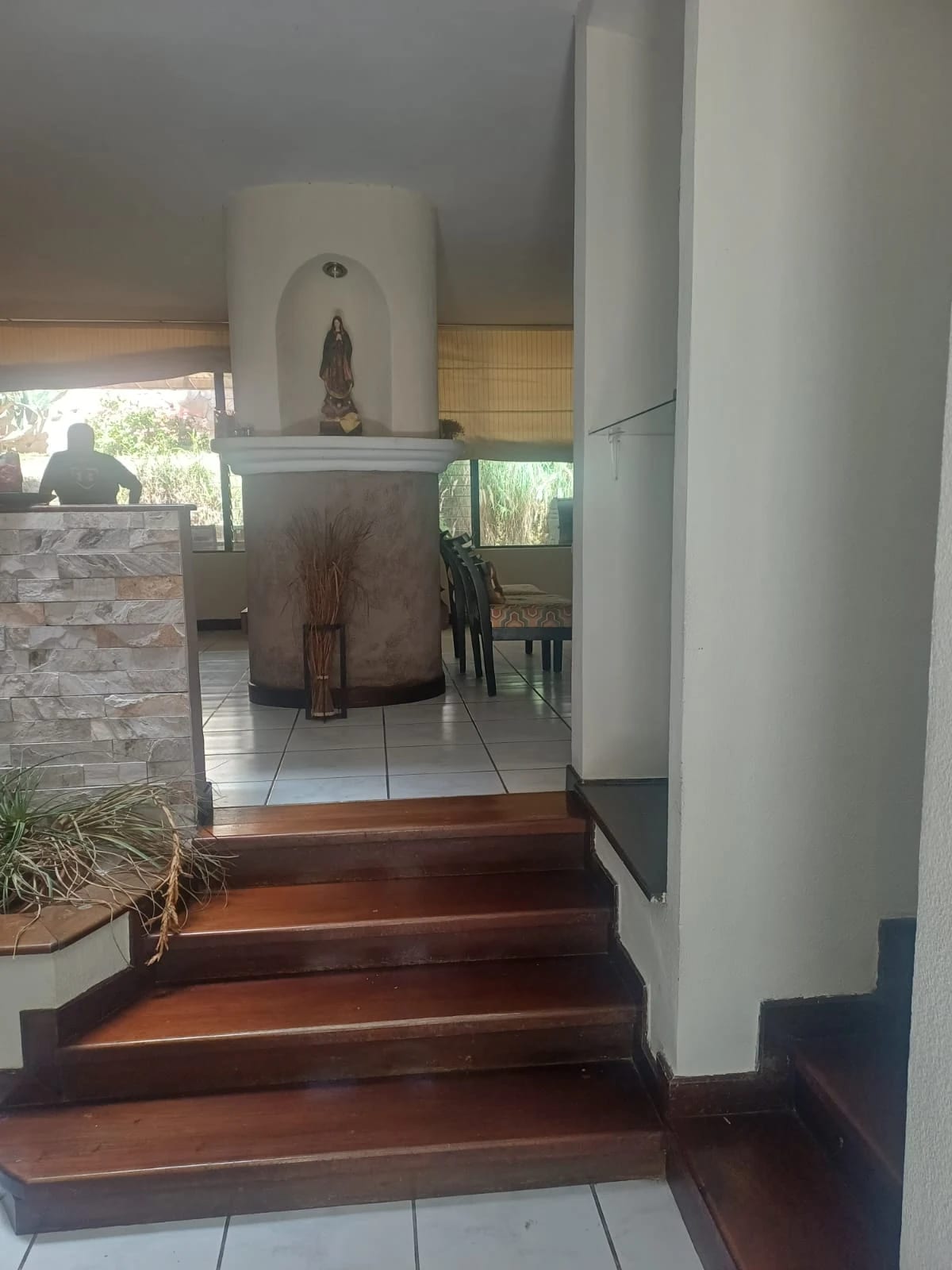 Casa en venta - Z.1 de Mixco — Casa en Venta en Zona 1 Mixco, Guatemala, Ciudad — foto 6 de 9