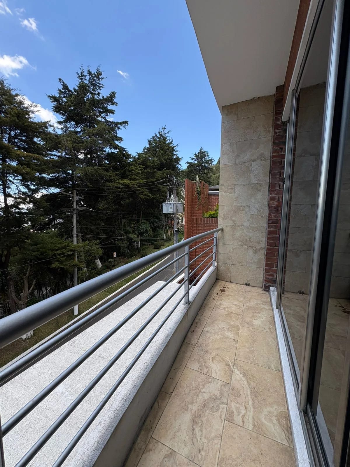 Apartamento en Alquiler / Venta Edificio Mirabella, Km. 9.5 CES — Apartamento en Venta en Carretera a El Salvador, Guatemala, Ciudad — foto 7 de 15