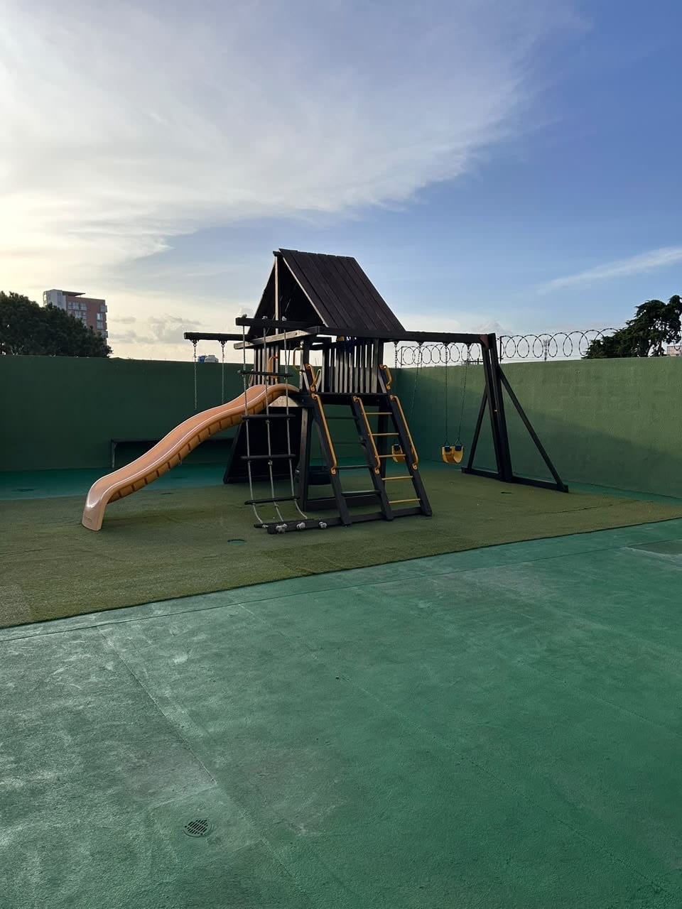 Apartamento Condado la Villa zona 14 — Apartamento en Venta en Condado La Villa, Zona 14, Guatemala, Ciudad — foto 10 de 17