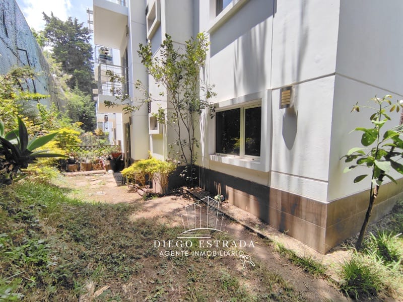 Apartamento en alquiler con jardín, k14.5 — Apartamento en Alquiler en Carretera a El Salvador, Guatemala, Ciudad — foto 2 de 9