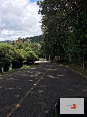 Venta Terreno El Encinal Mixco - Tronco 7  — Terreno en Venta en El Encinal, Zona 7 Mixco, Guatemala, Ciudad — miniatura 7 de 13