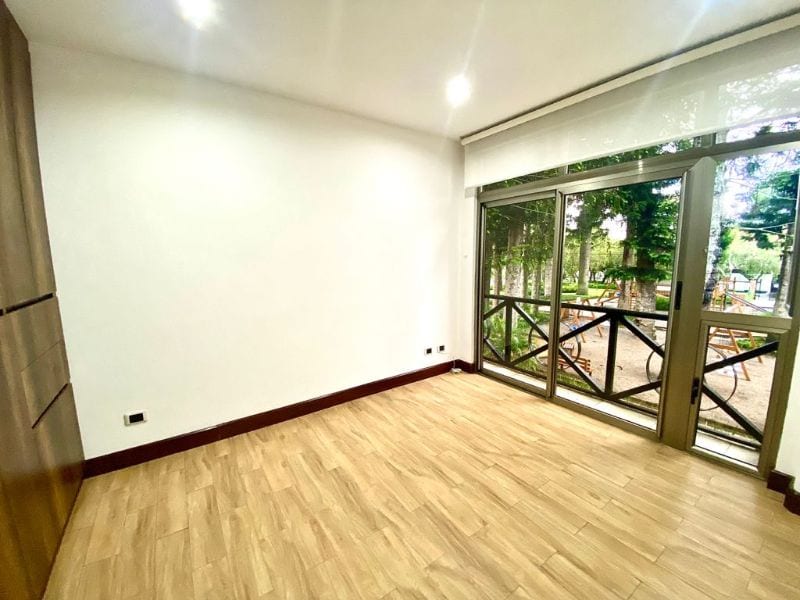 Apartamento en alquiler de 3 hab. en Oakland, Z.10 — Apartamento en Alquiler en Zona 10, Guatemala, Ciudad — foto 8 de 14