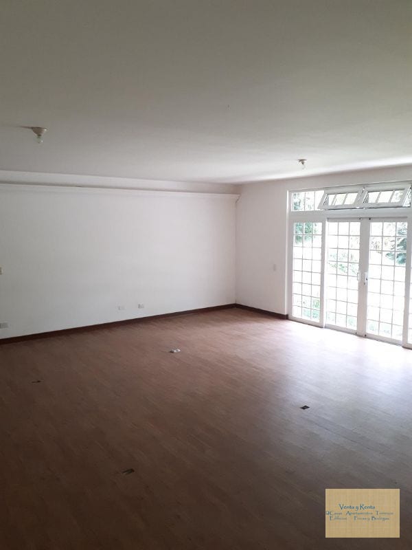 Zona 16 Vendo Casa con Piscina en Cayala — Casa en Venta en Foresta de Cayalá, Zona 16, Guatemala, Ciudad — foto 12 de 13