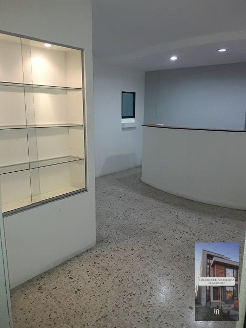 ALQUILO OFICINA EN CENTRO EMPRESARIAL ZONA 10 — Oficina en Alquiler en Centro Empresarial, Zona 10, Guatemala, Ciudad — foto 1 de 6