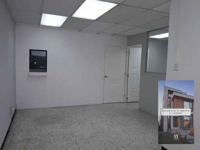 ALQUILO OFICINA EN CENTRO EMPRESARIAL ZONA 10 — Oficina en Alquiler en Centro Empresarial, Zona 10, Guatemala, Ciudad — foto 5 de 6