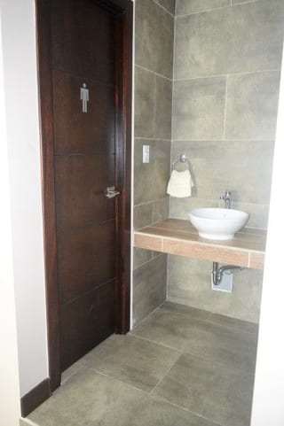 Local Comercial en Venta Zona 15 — Local en Venta en Zona 15, Guatemala, Ciudad — miniatura 6 de 8