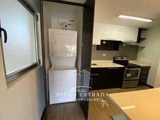 Apartamento con balcón y terraza — Apartamento en Alquiler en Carretera a El Salvador, Guatemala, Ciudad — miniatura 5 de 12
