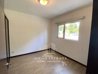 Apartamento con balcón y terraza — Apartamento en Alquiler en Carretera a El Salvador, Guatemala, Ciudad — miniatura 10 de 12