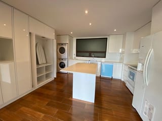 Apartamentos en Renta zona 10 — Apartamento en Alquiler en Zona 10, Guatemala, Ciudad — miniatura 4 de 12