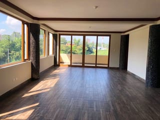 Amplia casa en venta con espacio adicional para un pequeño negocio. Ubicada en Zona 15 — Casa en Venta en Zona 15, Guatemala, Ciudad — miniatura 5 de 11