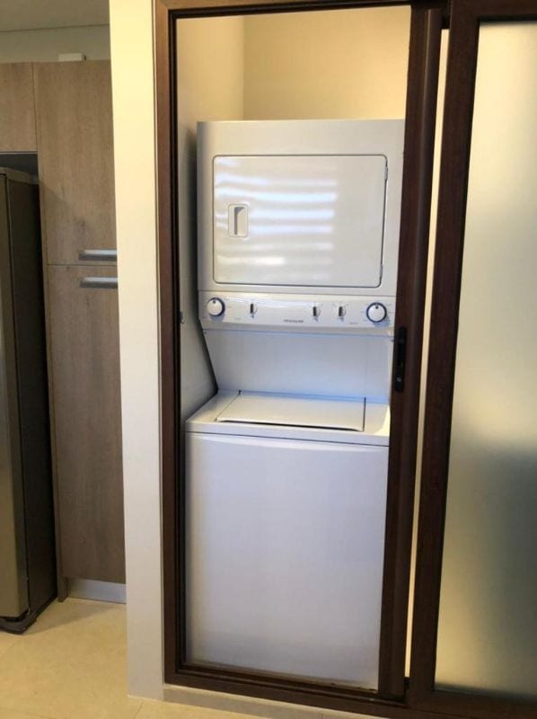 Apartamento amueblado en renta zona 14 — Apartamento en Alquiler en Zona 14, Guatemala, Ciudad — foto 5 de 11