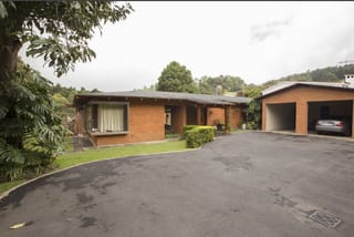HERMOSA CASA DE 1 NIVEL EN STA ROSALIA CES Km 12.5 — Casa en Venta en Santa Rosalia La Laguna, Carretera a El Salvador, Guatemala, Ciudad — miniatura 3 de 16