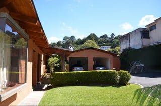 HERMOSA CASA DE 1 NIVEL EN STA ROSALIA CES Km 12.5 — Casa en Venta en Santa Rosalia La Laguna, Carretera a El Salvador, Guatemala, Ciudad — miniatura 1 de 16