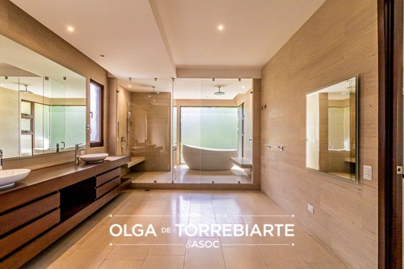Apartamento con jardin en Tiffany 5ta. Avenida — Apartamento en Venta en Tiffany 5ta Avenida, Zona 14, Guatemala, Ciudad — foto 5 de 15