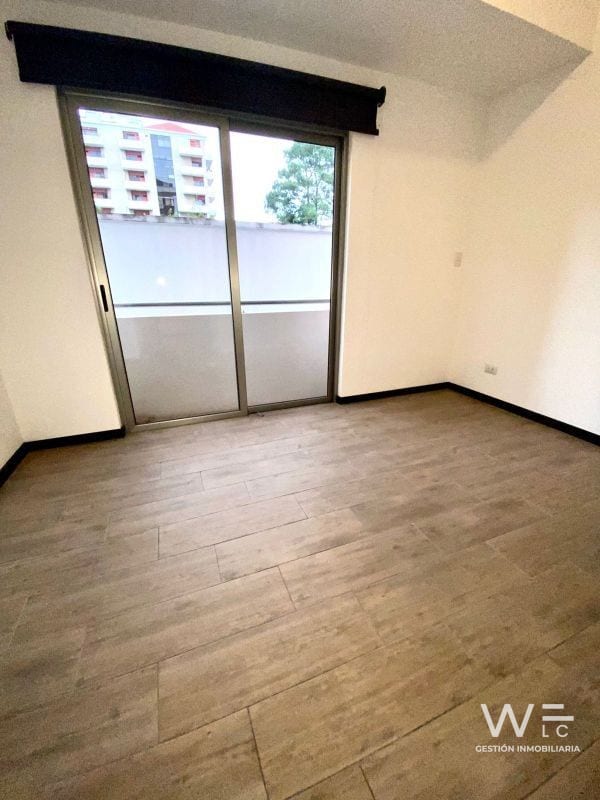 ALQUILO APARTAMENTO ZONA 10   EDIFICIO CASALINI  1001-R-198 — Apartamento en Alquiler en Casalini Diagonal 6, Zona 10, Guatemala, Ciudad — foto 16 de 17