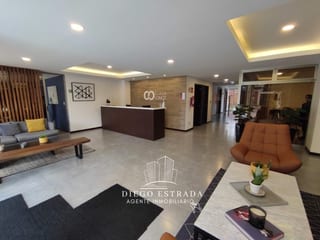 Apartamento de lujo en buena ubicación — Apartamento en Alquiler en Zona 14, Guatemala, Ciudad — miniatura 2 de 14