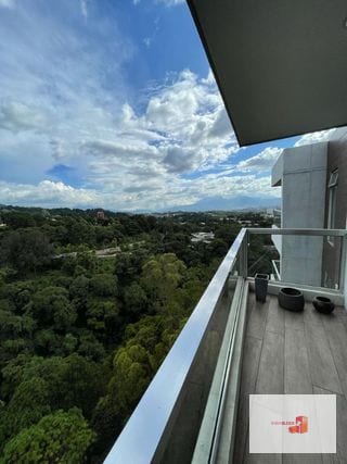 Pent house con vista al bosque y volcanes — Apartamento en Alquiler en Vista Hermosa II, Zona 15, Guatemala, Ciudad — miniatura 4 de 14