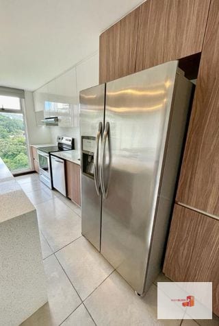 Pent house con vista al bosque y volcanes — Apartamento en Alquiler en Vista Hermosa II, Zona 15, Guatemala, Ciudad — miniatura 1 de 14