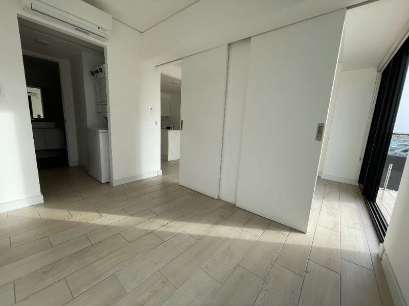 Moderno Apartamento con Balcón en Venta, Edificio Quo — Apartamento en Venta en Zona 4, Guatemala, Ciudad — foto 5 de 14