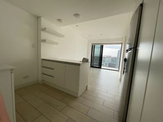 Moderno Apartamento con Balcón en Venta, Edificio Quo — Apartamento en Venta en Zona 4, Guatemala, Ciudad — miniatura 6 de 14