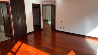 Verdino Apartamento de 2 Niveles en Venta Zona 15 Vista Hermosa I — Apartamento en Venta en Verdino, Zona 15, Guatemala, Ciudad — miniatura 4 de 11
