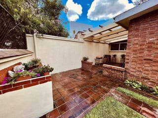Casa en Oakland zona 10. — Casa en Venta en Zona 10, Guatemala, Ciudad — miniatura 4 de 14