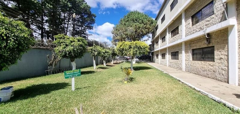 Edificio con Bodega para Almacenaje Zona 4 de Mixco en Renta — Edificio en Alquiler en Zona 4 Mixco, Guatemala, Ciudad — foto 2 de 8