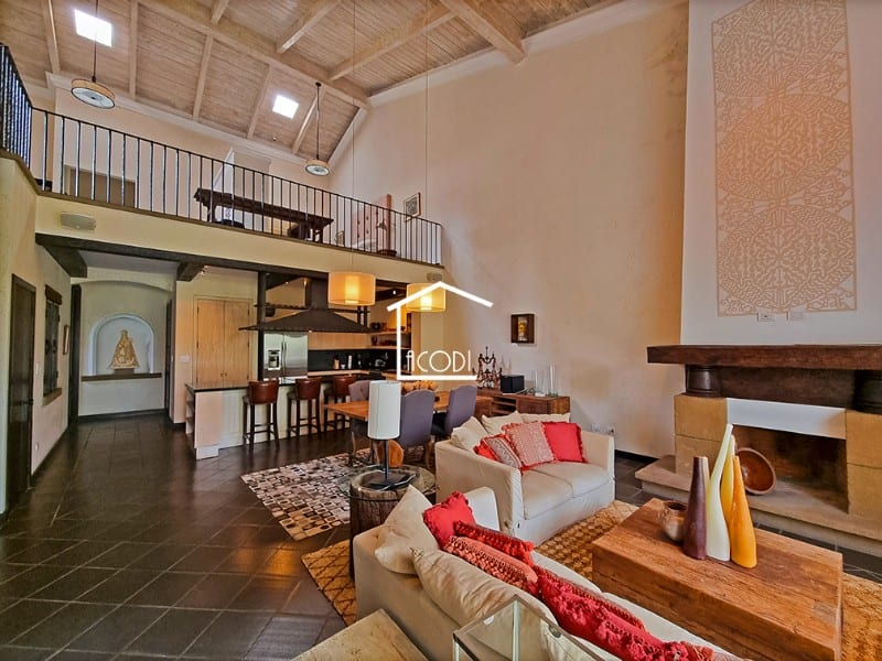 CASA AMUEBLADA EN ANTIGUA GUATEMALA — Casa en Venta en Antigua, Sacatepéquez — foto 1 de 13