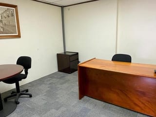 VENDO Amplia Oficina en Geminis 10, zona 10 — Oficina en Venta en Géminis 10, Zona 10, Guatemala, Ciudad — miniatura 5 de 8